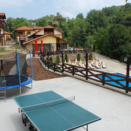 Valdi Hill Complex Τριάβνα Εξωτερικό φωτογραφία