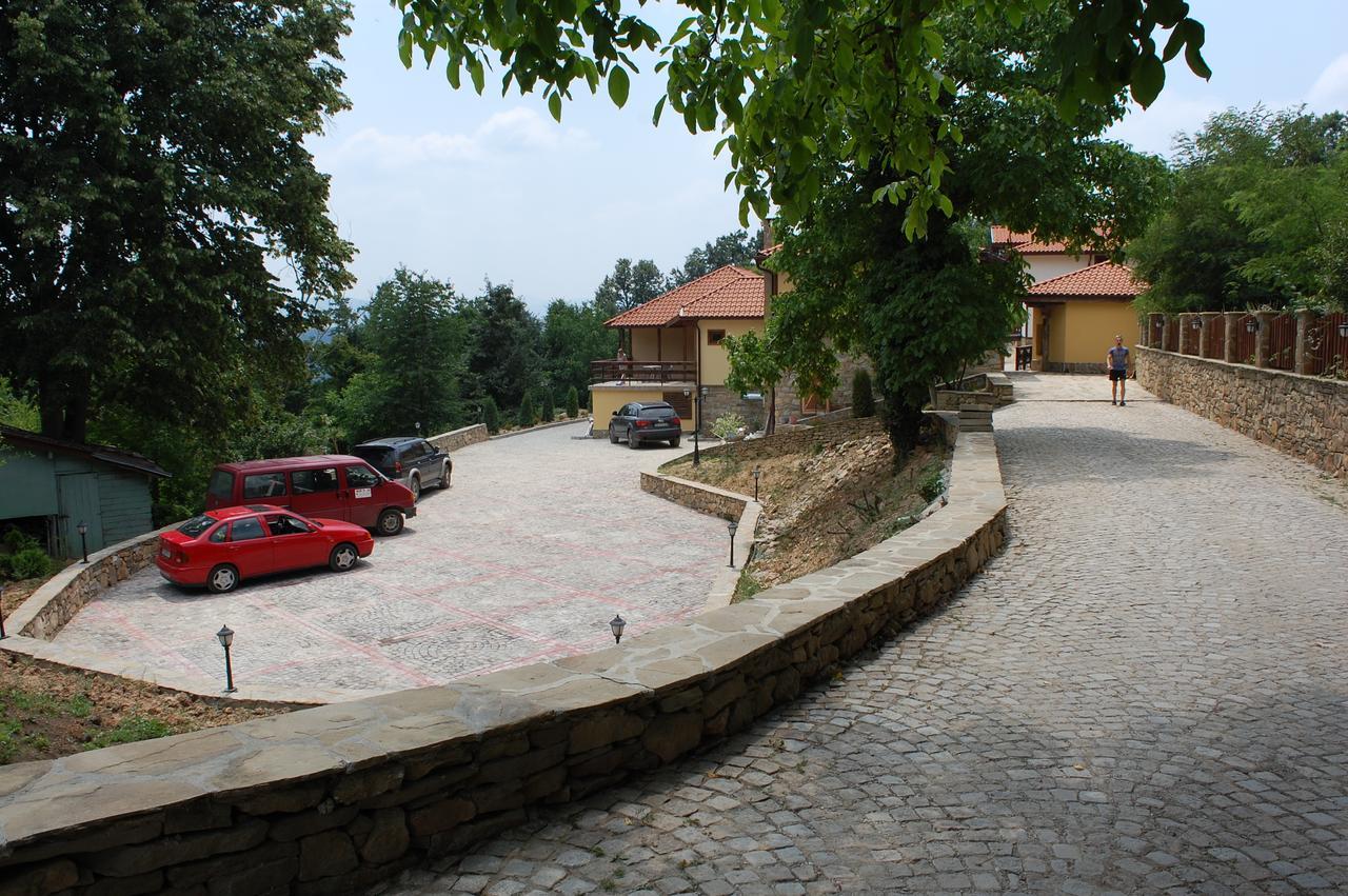 Valdi Hill Complex Τριάβνα Εξωτερικό φωτογραφία